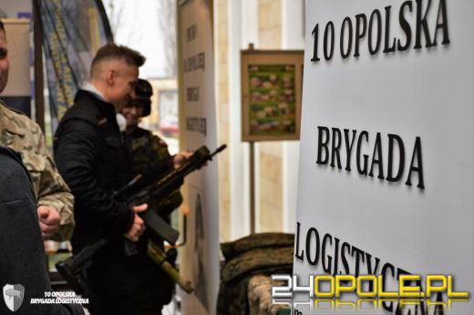 Opolscy żołnierze promują Legię Akademicką