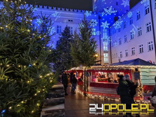 Już jutro otwarcie Jarmarku Bożonarodzeniowego. Opole pięknieje na święta 