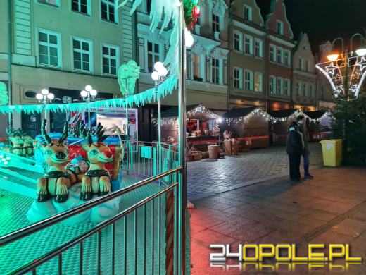 Już jutro otwarcie Jarmarku Bożonarodzeniowego. Opole pięknieje na święta 