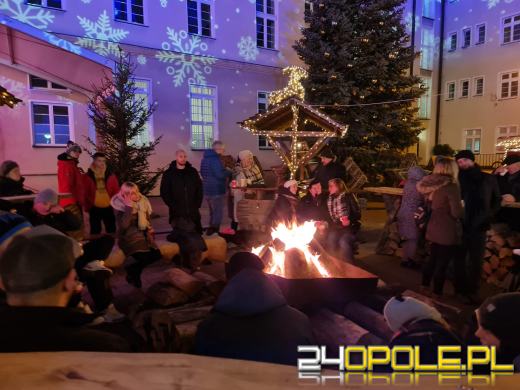 Już jutro otwarcie Jarmarku Bożonarodzeniowego. Opole pięknieje na święta 