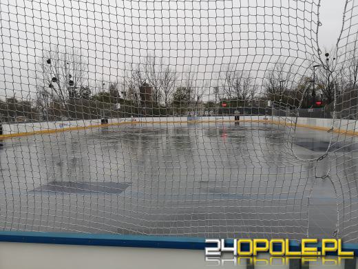 Lodowisko "pod chmurką" gotowe. MOSiR czeka na odpowiednią temperaturę