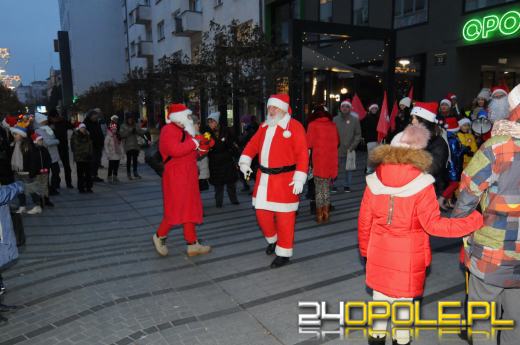 Marsz Mikołajów tradycyjnie rozpoczął okres oczekiwania na święta Bożego Narodzenia