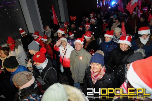 Marsz Mikołajów tradycyjnie rozpoczął okres oczekiwania na święta Bożego Narodzenia