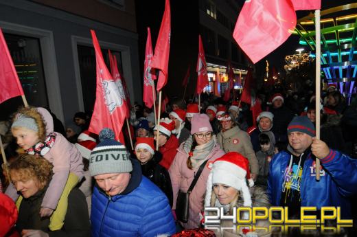 Marsz Mikołajów tradycyjnie rozpoczął okres oczekiwania na święta Bożego Narodzenia