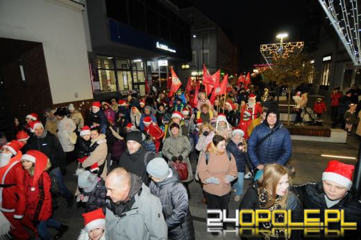 Marsz Mikołajów tradycyjnie rozpoczął okres oczekiwania na święta Bożego Narodzenia