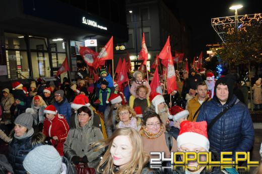 Marsz Mikołajów tradycyjnie rozpoczął okres oczekiwania na święta Bożego Narodzenia