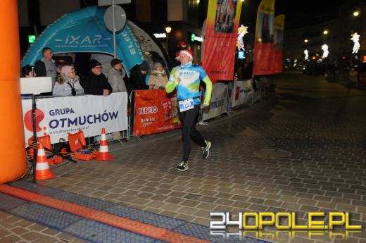 Ponad pół tysiąca uczestników drugiego już "Nocnego Mikołajkowego Biegu Nyskiego"