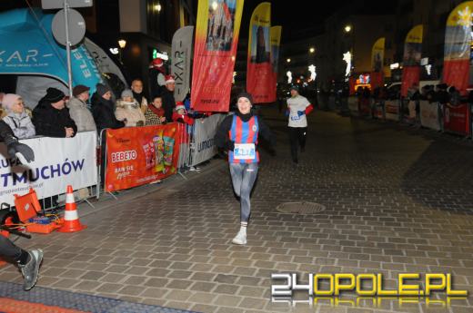 Ponad pół tysiąca uczestników drugiego już "Nocnego Mikołajkowego Biegu Nyskiego"