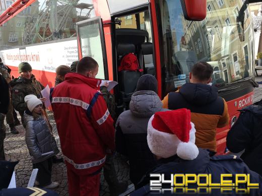Trwa akcja "Zostań Świętym Mikołajem. Oddaj krew"