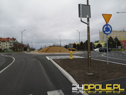 Dwupasmowe rondo przy Alei Witosa przejezdne!