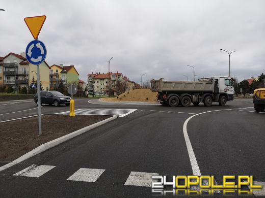 Dwupasmowe rondo przy Alei Witosa przejezdne!