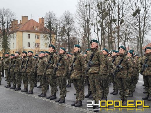 115 elewów złożyło przysięgę w 10 Brygadzie Logistycznej w Opolu