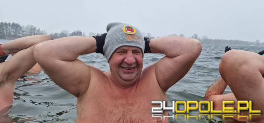 Prawdziwe zimowe morsowanie. Idealne warunki na Kąpielisku Bolko