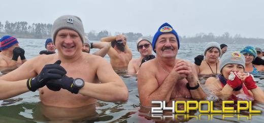 Prawdziwe zimowe morsowanie. Idealne warunki na Kąpielisku Bolko