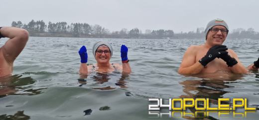 Prawdziwe zimowe morsowanie. Idealne warunki na Kąpielisku Bolko