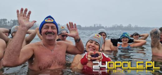 Prawdziwe zimowe morsowanie. Idealne warunki na Kąpielisku Bolko