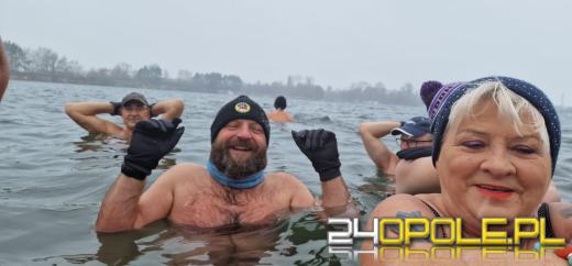 Prawdziwe zimowe morsowanie. Idealne warunki na Kąpielisku Bolko