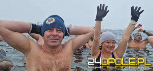 Prawdziwe zimowe morsowanie. Idealne warunki na Kąpielisku Bolko