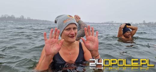 Prawdziwe zimowe morsowanie. Idealne warunki na Kąpielisku Bolko