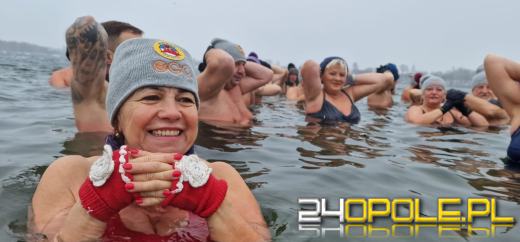 Prawdziwe zimowe morsowanie. Idealne warunki na Kąpielisku Bolko