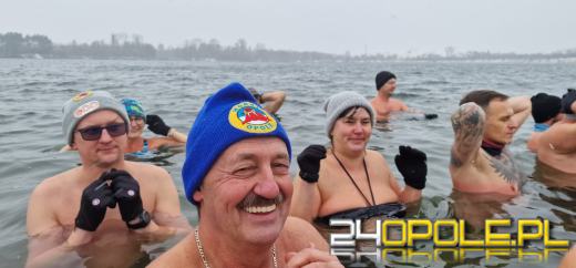 Prawdziwe zimowe morsowanie. Idealne warunki na Kąpielisku Bolko