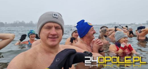 Prawdziwe zimowe morsowanie. Idealne warunki na Kąpielisku Bolko