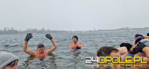 Prawdziwe zimowe morsowanie. Idealne warunki na Kąpielisku Bolko