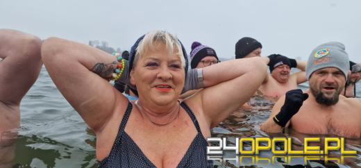 Prawdziwe zimowe morsowanie. Idealne warunki na Kąpielisku Bolko