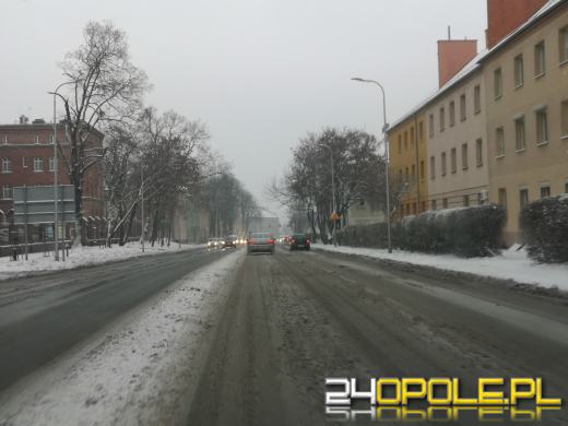 Trudne warunki na opolskich drogach