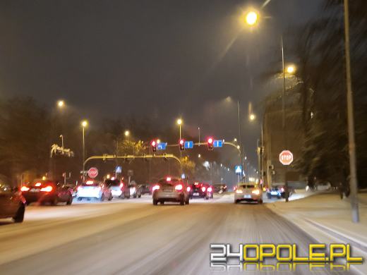 Trudne warunki na opolskich drogach