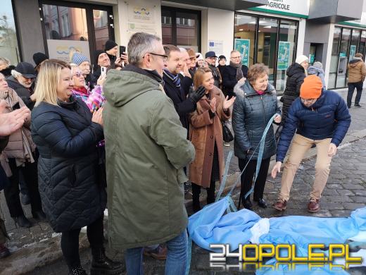 Uroczyście odsłonięto tablicę informacyjną Izby Pamięci Solidarności