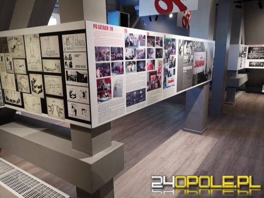 Uroczyście odsłonięto tablicę informacyjną Izby Pamięci Solidarności