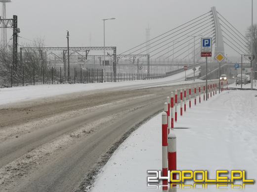 Śnieg nie odpuszcza. Na drogach panują ekstremalne warunki