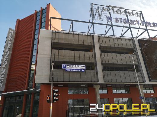 Parkowanie w Centrum Przesiadkowym Opole Główne nadal darmowe