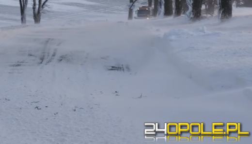 Drogi nadal nieprzejezdne. Kierowcy utknęli na DK 38