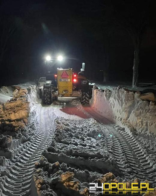 Drogi nadal nieprzejezdne. Kierowcy utknęli na DK 38