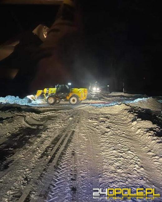 Drogi nadal nieprzejezdne. Kierowcy utknęli na DK 38