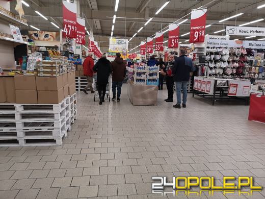 Zostało kilka dni do świąt. Czy będziemy zaciskać pasa? Ile wydamy?