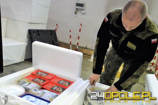 Żołnierze na misjach również będą mieli wieczerzę wigilijną. Ruszył transport żywności