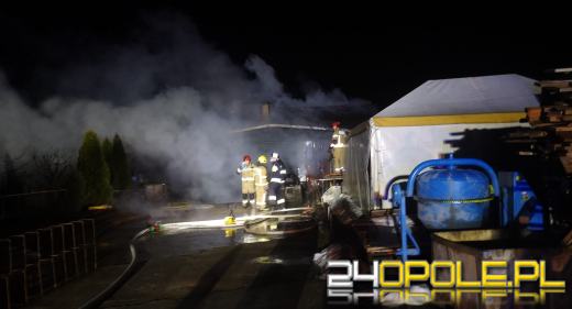 Pożar zabudowań gospodarczych w powiecie krapkowickim