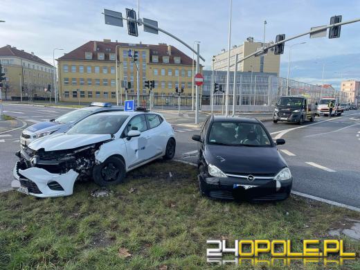 Zderzenie pojazdów przy centrum przesiadkowym Opole Wschodnie