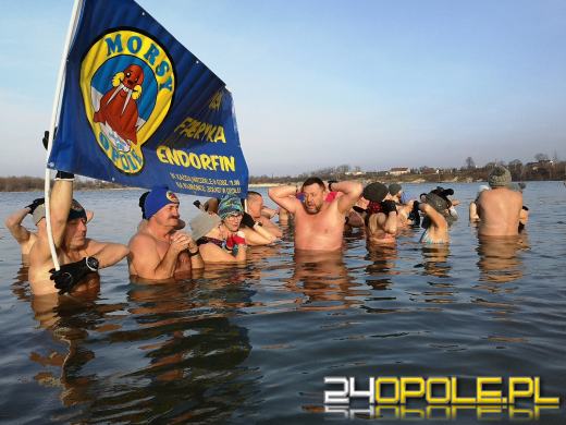 Niedzielne morsowanie na Kąpielisku Bolko