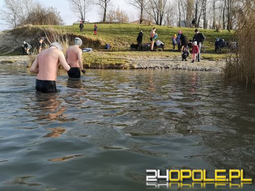 Niedzielne morsowanie na Kąpielisku Bolko