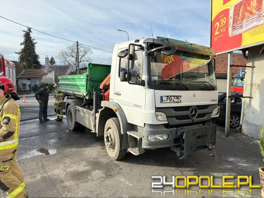 Zderzenie pojazdów na ulicy Prószkowskiej w Opolu