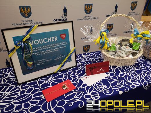 Urząd Marszałkowski przekazał fanty na licytację WOŚP 