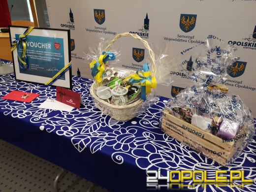 Urząd Marszałkowski przekazał fanty na licytację WOŚP 