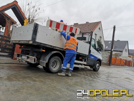 Mieszkańcy Chabrów nie mogą dojechać do swoich posesji
