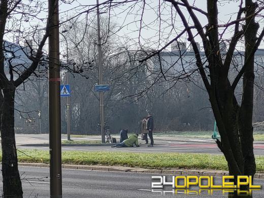 Potrącenie na oznakowanym przejściu na ulicy Cieszyńskiej