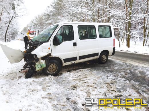 Dwa busy zderzyły się na obwodnicy Osowca