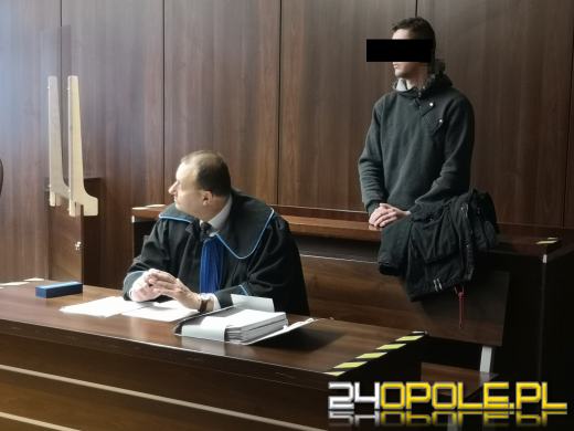 Pijany myślał, że jest świadkiem gwałtu... więc skrzywdził ofiarę i "sprawcę"